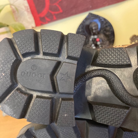 Gucci Stars Bee Embroidered Black Gold Leather Ankle Heel Boot US 8/EU39 EUC - Picture 10 of 11